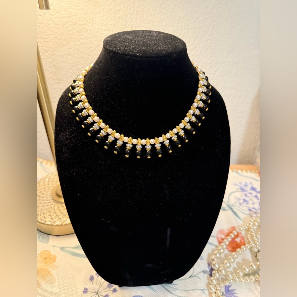 Elegant Gold and Black Beaded Necklace